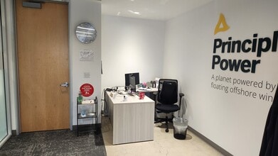 2200 Powell St, Emeryville, CA for lease Building Photo- Image 1 of 12