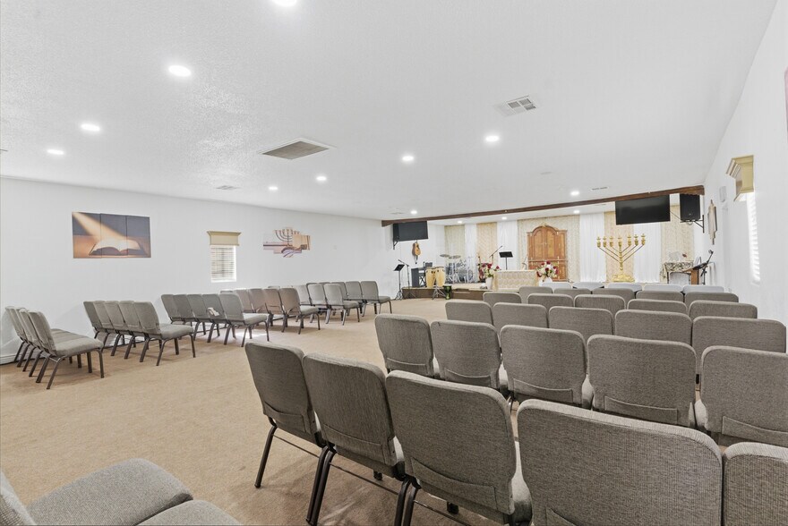 375 C St, Arvin, CA à vendre - Photo du bâtiment - Image 2 de 37