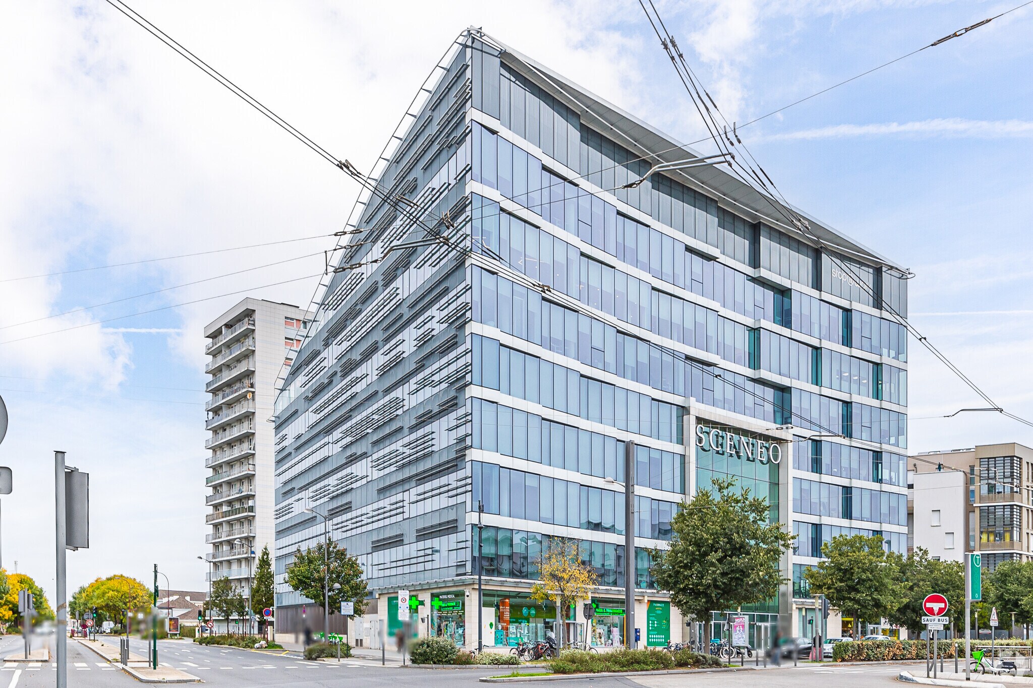 Office in Bezons for lease Building Photo- Image 1 of 12