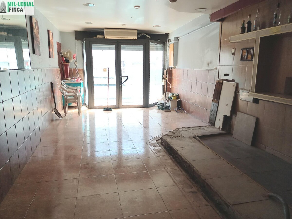 Sabadell, BAR 08208 - - - Interior Photo - Image 1 of 9