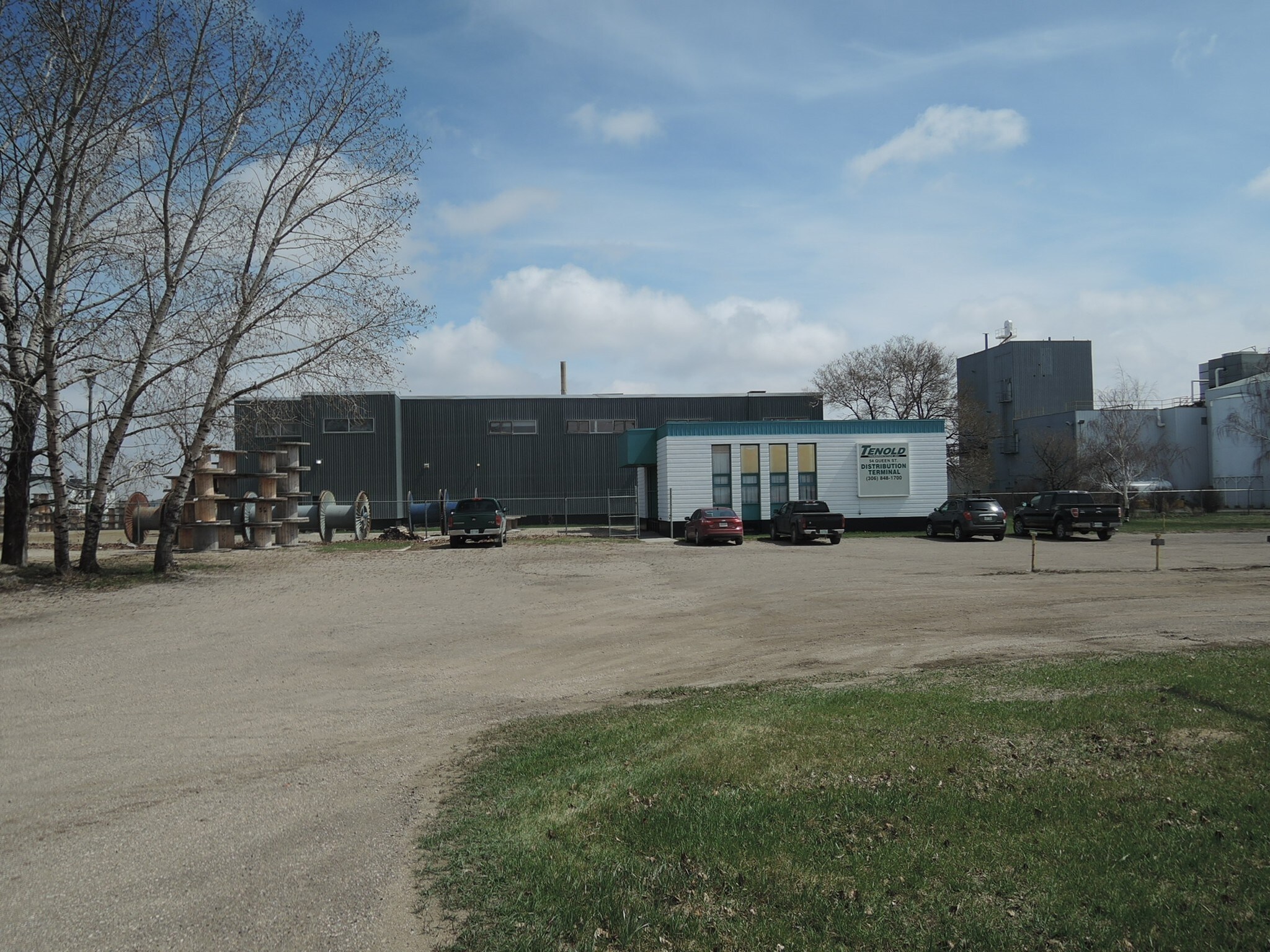 54 Queen St, Weyburn, SK à vendre Photo principale- Image 1 de 1