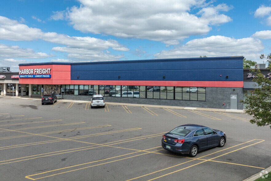 30598-30860 Southfield Rd, Southfield, MI à vendre - Photo du bâtiment - Image 2 de 11
