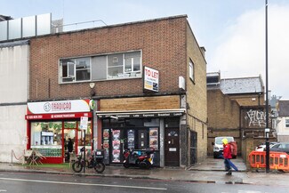 Plus de détails pour 984 Garratt Ln, Londres - Commerce de détail à louer