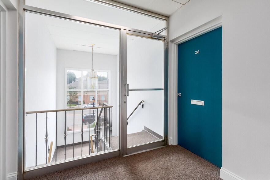 2631 Erie Ave, Cincinnati, OH à louer - Photo intérieure - Image 3 de 8
