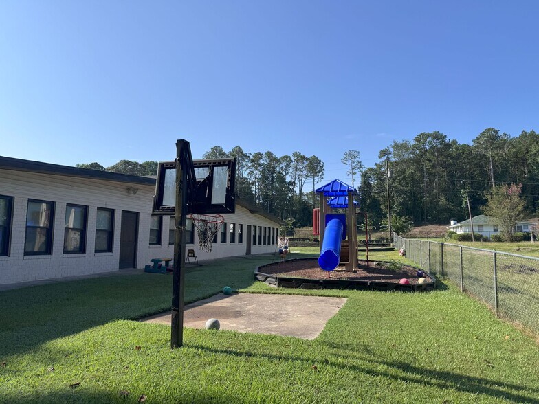 6755 Old National Hwy, Atlanta, GA à vendre - Photo du bâtiment - Image 3 de 17