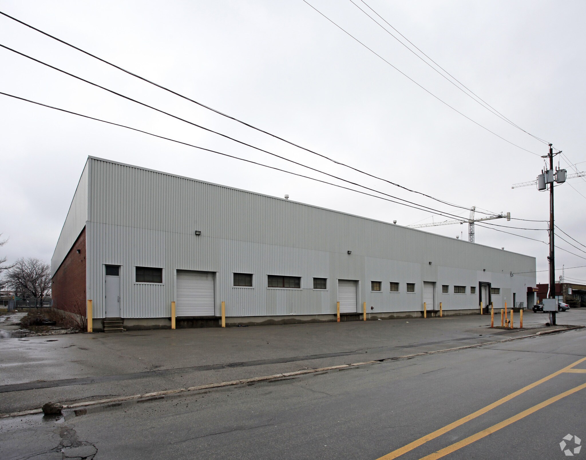 4 Tippett Rd, Toronto, ON for sale Primary Photo- Image 1 of 1