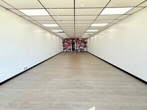 32500-32888 W Warren Rd, Westland, MI for lease Interior Photo- Image 2 of 5