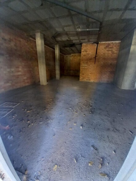 Retail in Córdoba for sale - Interior Photo - Image 3 of 7