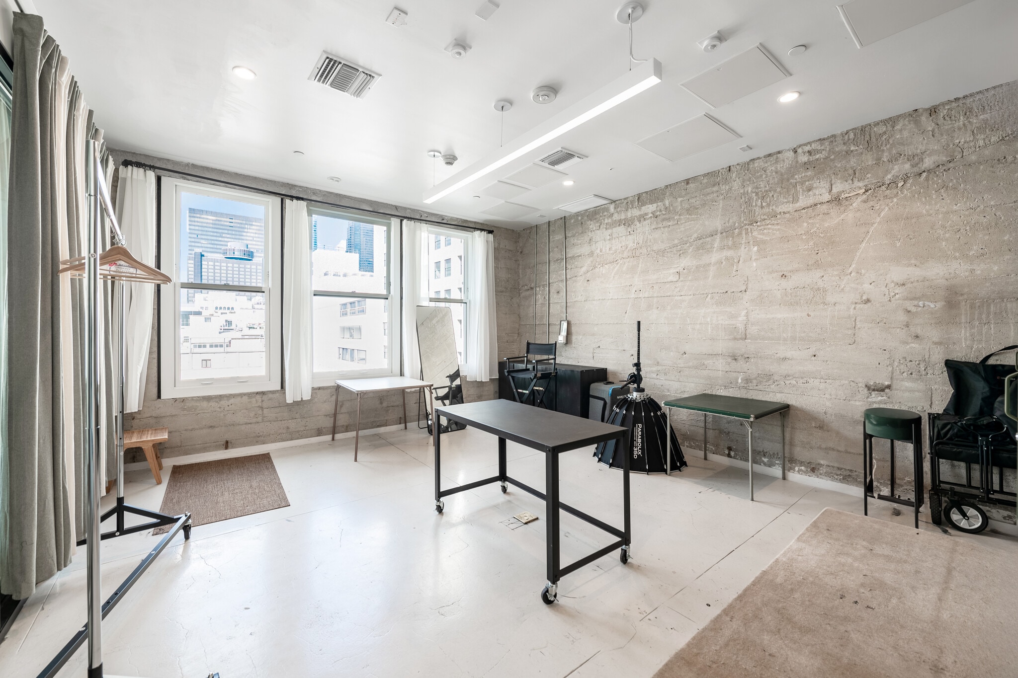 718 S Hill St, Los Angeles, CA à louer Photo du bâtiment- Image 1 de 25