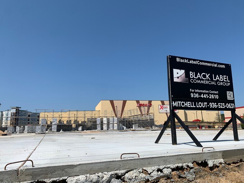 4854 FM 1488, Magnolia, TX à louer - Photo du bâtiment - Image 2 de 2