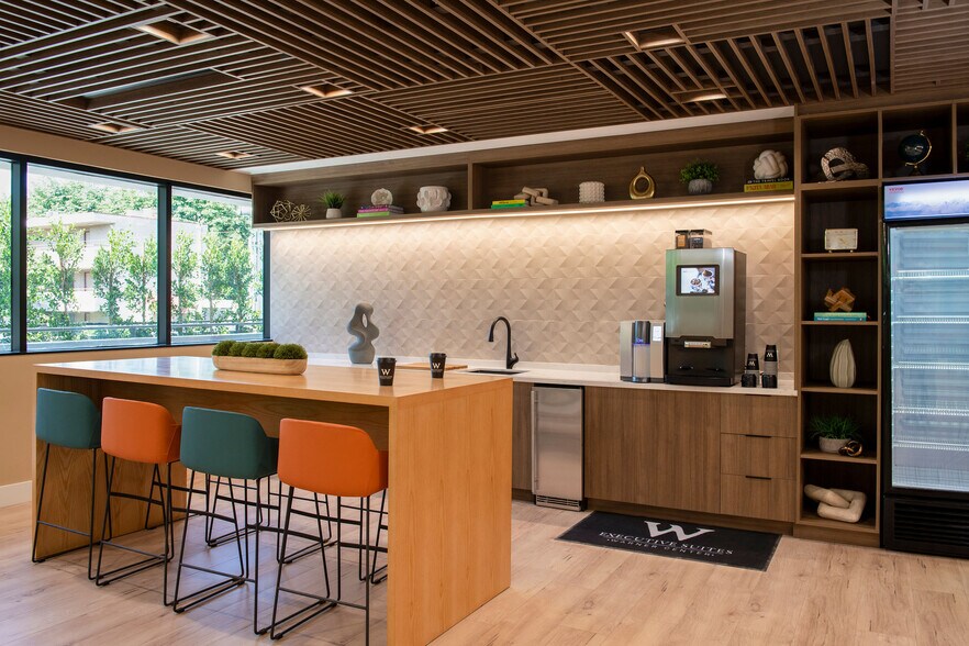 21515 Vanowen St, Canoga Park, CA à louer - Photo intérieure - Image 2 de 21