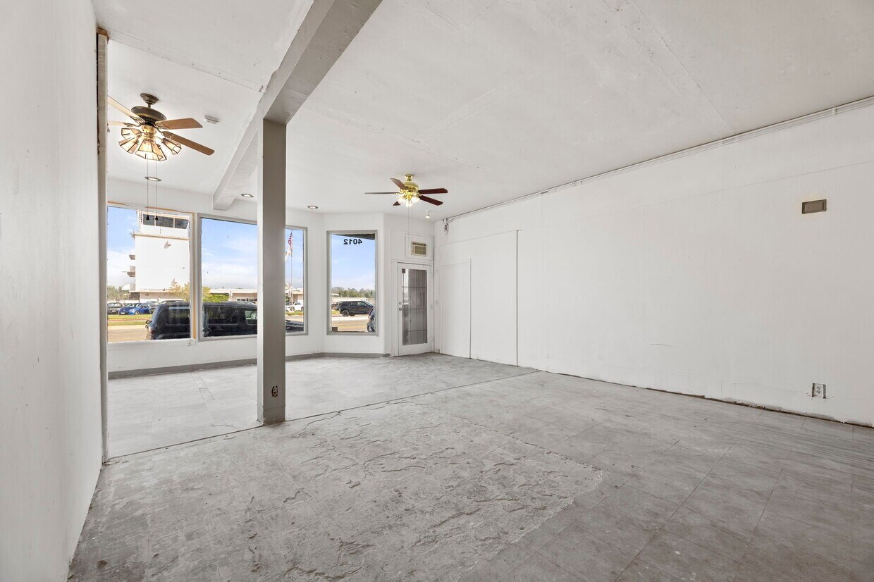 4010-4018 W Commonwealth Ave, Fullerton, CA à louer Photo intérieure- Image 1 de 8