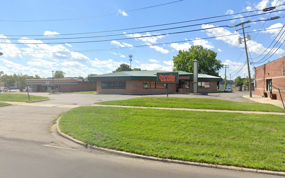 146 S Venoy Rd, Westland, MI à louer - Photo du bâtiment - Image 3 de 14