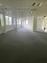 20 Rue Ampère, Massy for lease Interior Photo- Image 2 of 3
