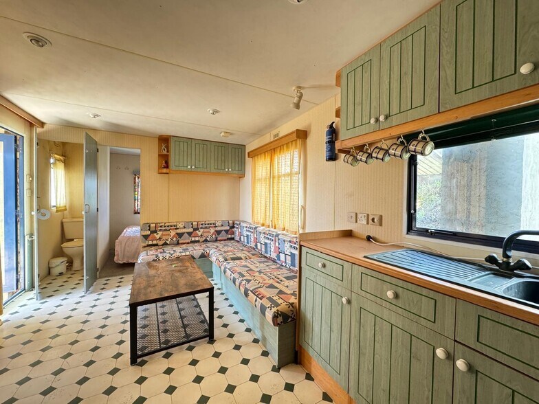 Land in Cómpeta, Málaga for sale - Interior Photo - Image 1 of 27