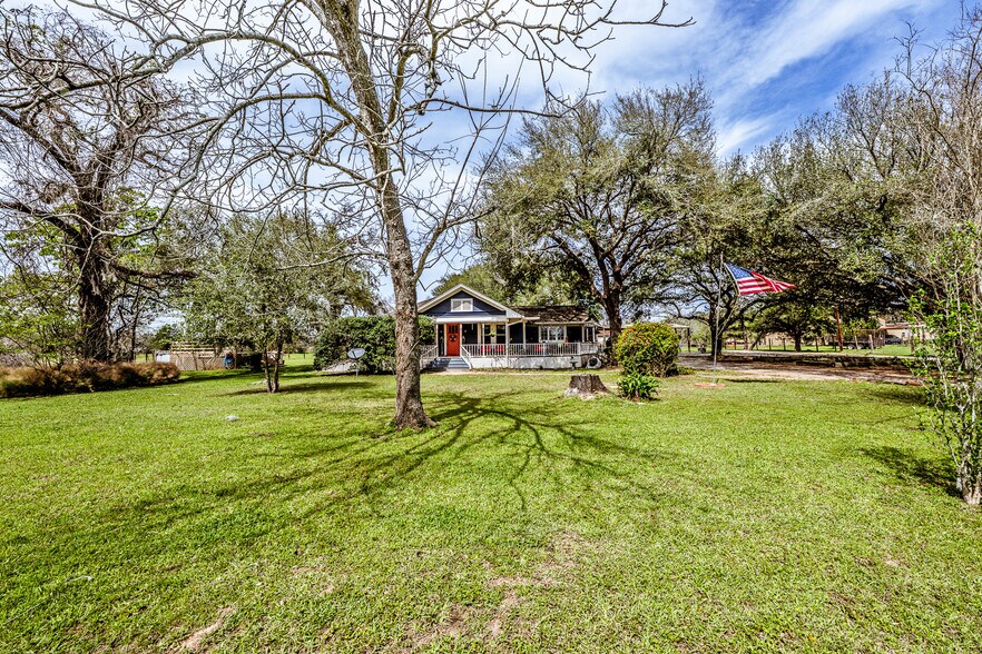 25790 Lakeside Dr, Hockley, TX à vendre - Photo du bâtiment - Image 3 de 36
