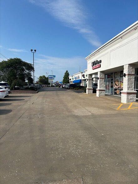 5051 Frederica St, Owensboro, KY for lease - Building Photo - Image 2 of 6