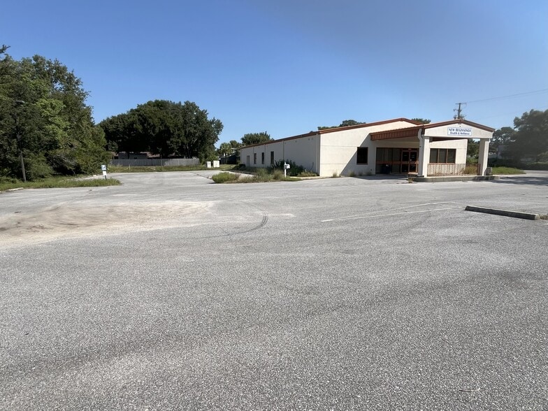 1395 El Rito Dr, Gulf Breeze, FL à vendre - Photo du bâtiment - Image 2 de 8