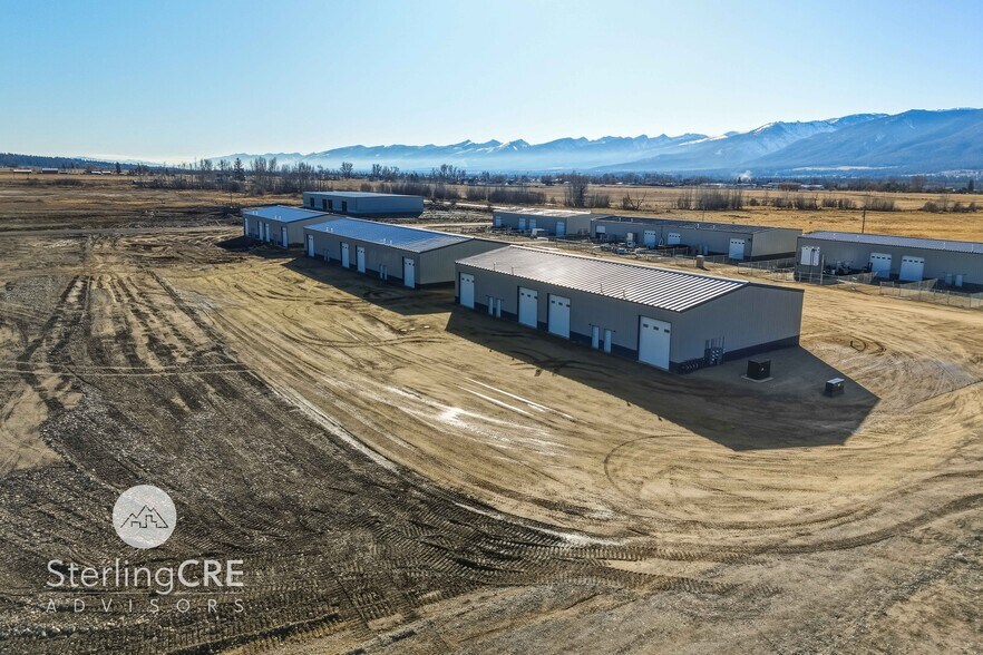 422 Industry Loop, Stevensville, MT à louer - Photo du bâtiment - Image 2 de 12