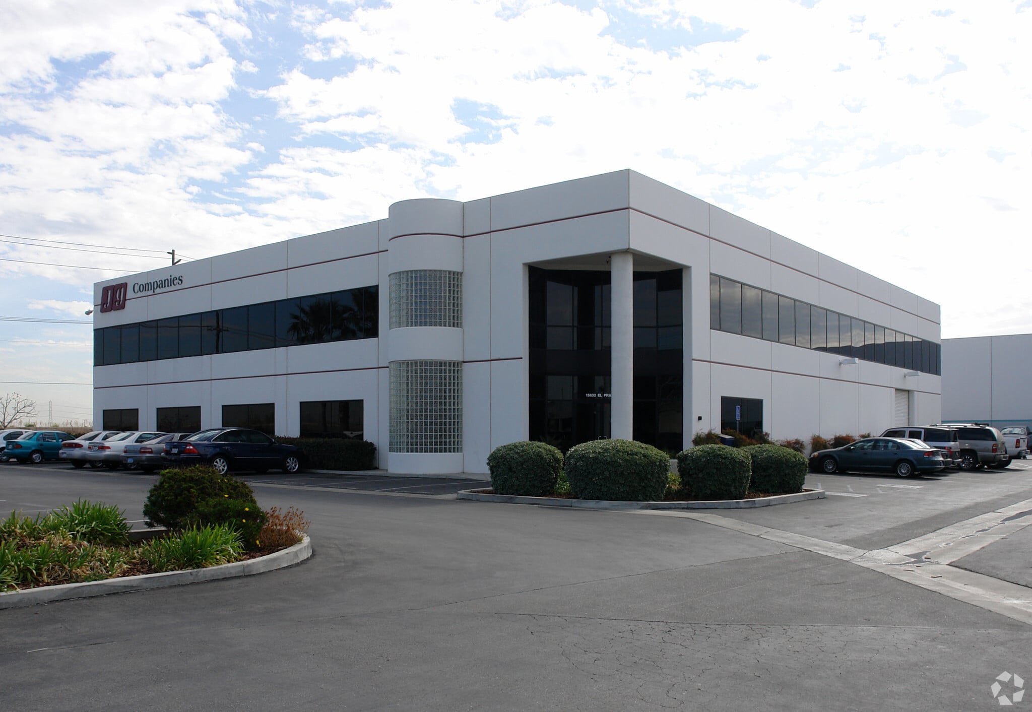 15632 El Prado Rd, Chino, CA for sale Primary Photo- Image 1 of 4