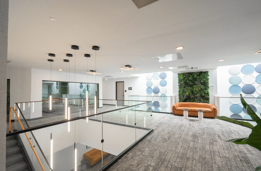 2551 San Ramon Valley Blvd, San Ramon, CA à louer - Photo du bâtiment - Image 3 de 4