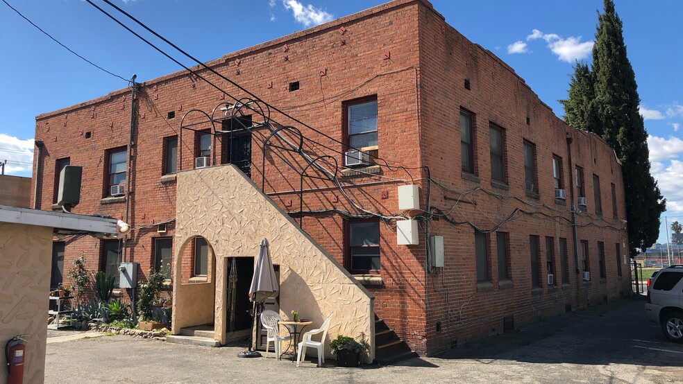 1118 N Cahuenga Blvd, Los Angeles, CA for sale - Building Photo - Image 3 of 8