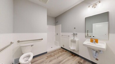 6604 Western Way, Billings, MT for lease Interior Photo- Image 1 of 12