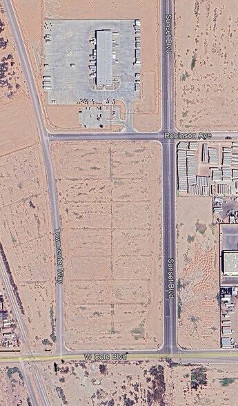 W Cole Blvd, Calexico, CA à louer - Aérien - Image 2 de 2