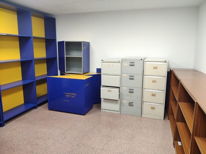 Industrial in Petrer for sale - Interior Photo - Image 3 of 18