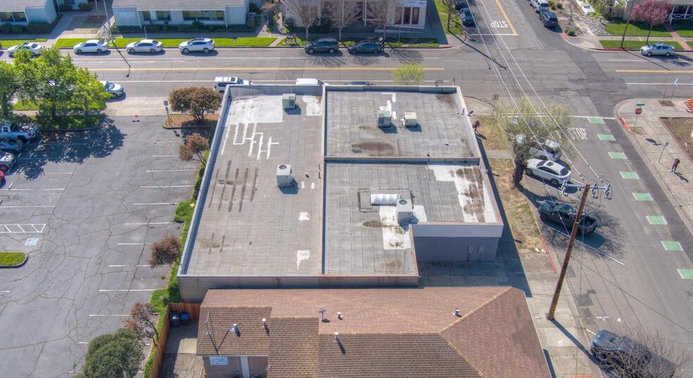 1122-1126 Missouri St, Fairfield, CA for sale - Building Photo - Image 3 of 10