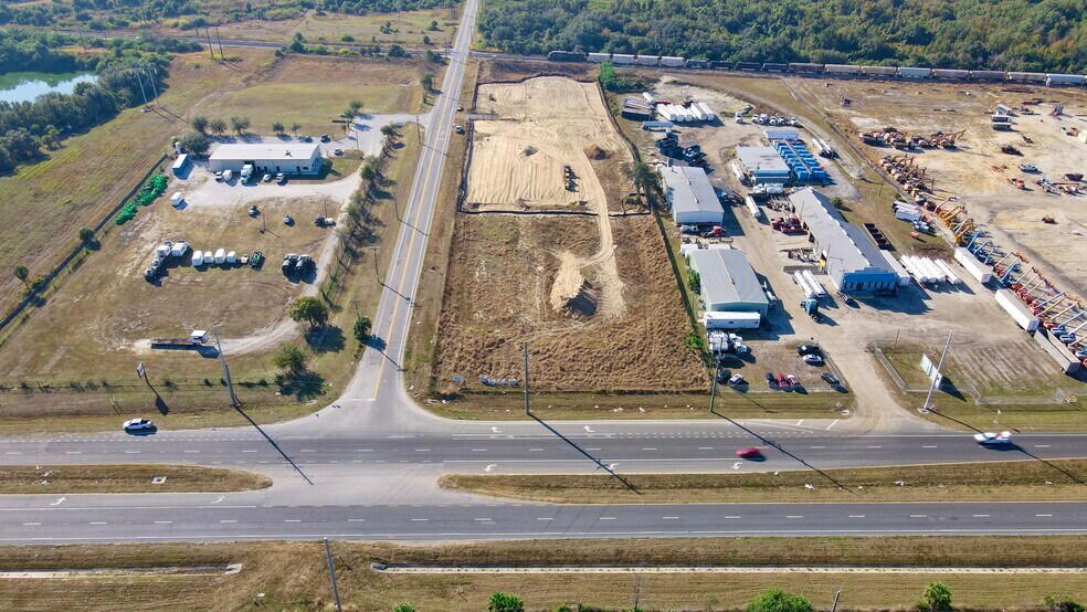 3456 Bonnie Mine Rd, Mulberry, FL à louer - Photo du bâtiment - Image 3 de 15