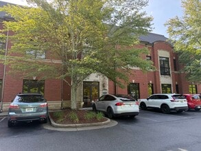 10475 Medlock Bridge Rd, Johns Creek, GA for lease Building Photo- Image 2 of 8