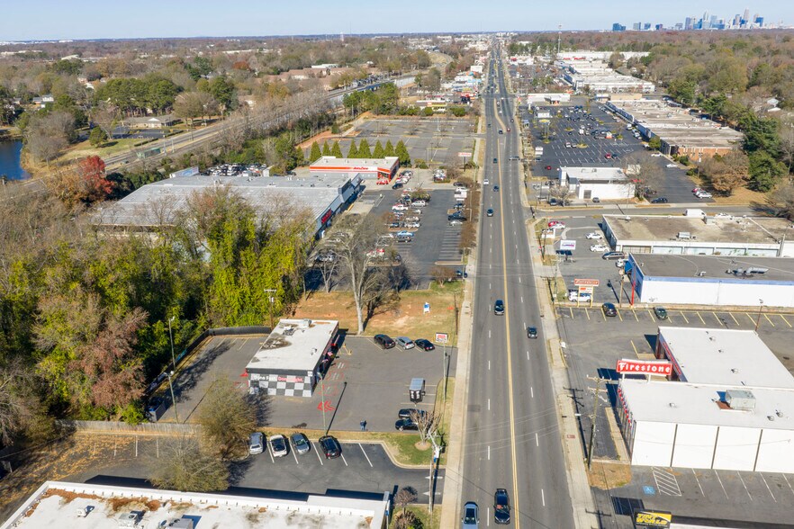 6324 South Blvd, Charlotte, NC à vendre - Photo du bâtiment - Image 3 de 19