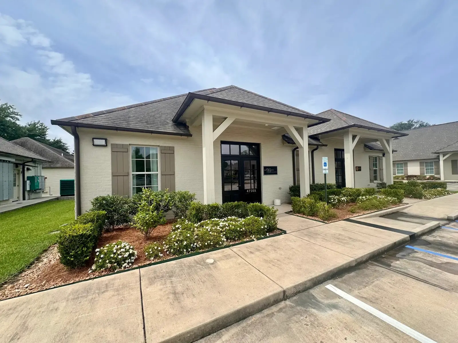 4750 Bluebonnet Blvd, Baton Rouge, LA for lease Building Photo- Image 1 of 5