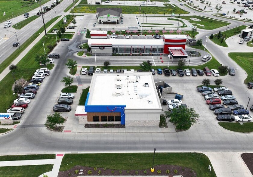 150 SE Alices Rd, Waukee, IA for sale - Building Photo - Image 2 of 6