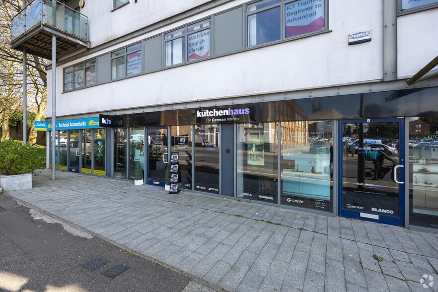 Station Rd, Ashford for lease - Building Photo - Image 3 of 3