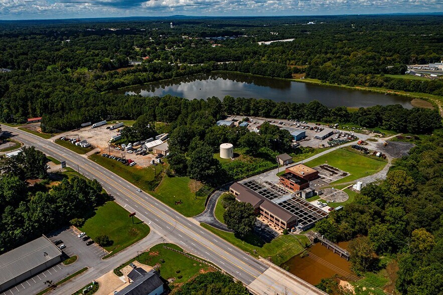 925 N Park St, Carrollton, GA à louer - Photo du bâtiment - Image 3 de 9