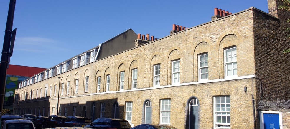 31-43 Ashfield St, London for sale - Building Photo - Image 1 of 3