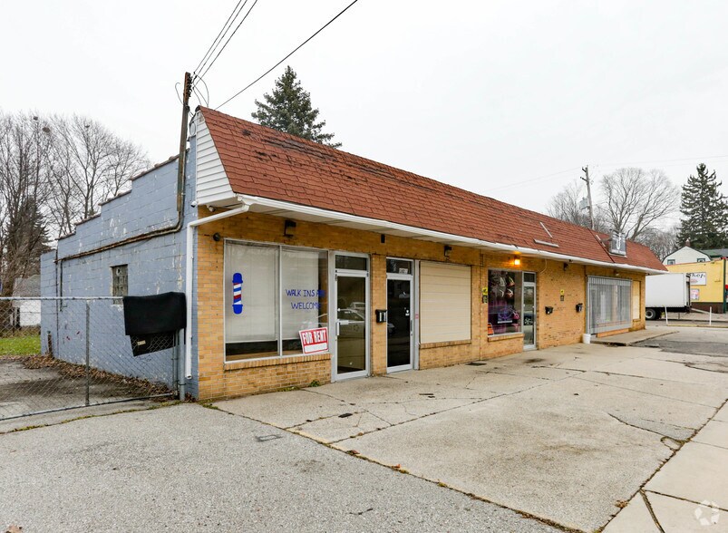 800-808 W Willow St, Lansing, MI for lease - Building Photo - Image 2 of 2