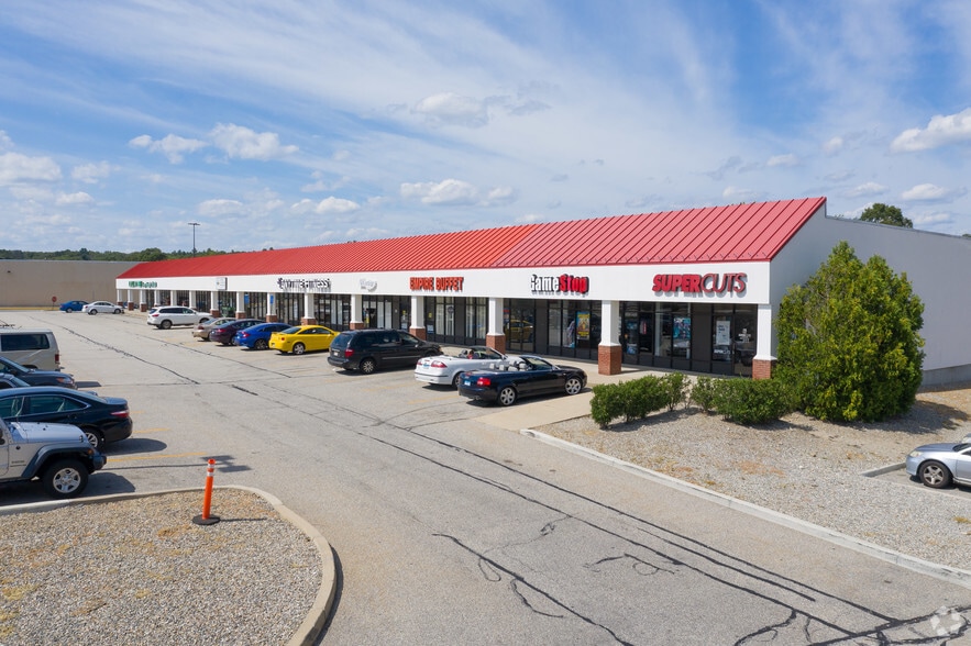 62 Providence Pike, Putnam, CT for lease - Building Photo - Image 1 of 4