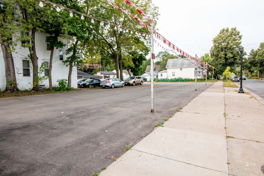 916 27th ave, Minneapolis, MN for sale - Primary Photo - Image 1 of 1