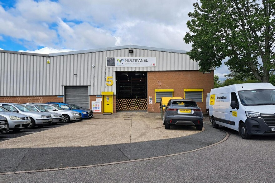 Lister Rd, Basingstoke for lease - Building Photo - Image 1 of 1