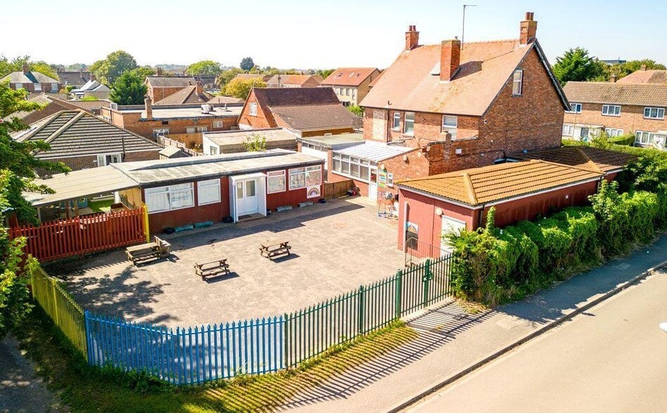 140 Church Rd N, Skegness à vendre - Photo du bâtiment - Image 3 de 21