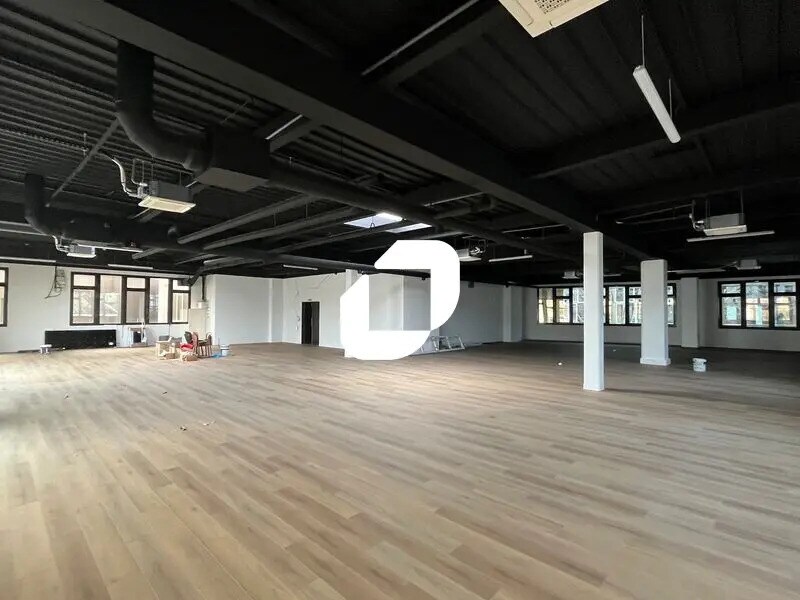 75-77 Avenue Aristide Briand, Arcueil for lease Interior Photo- Image 1 of 42