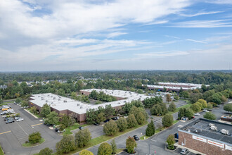 200-225 N Center Dr, North Brunswick, NJ - Aérien  Vue de la carte