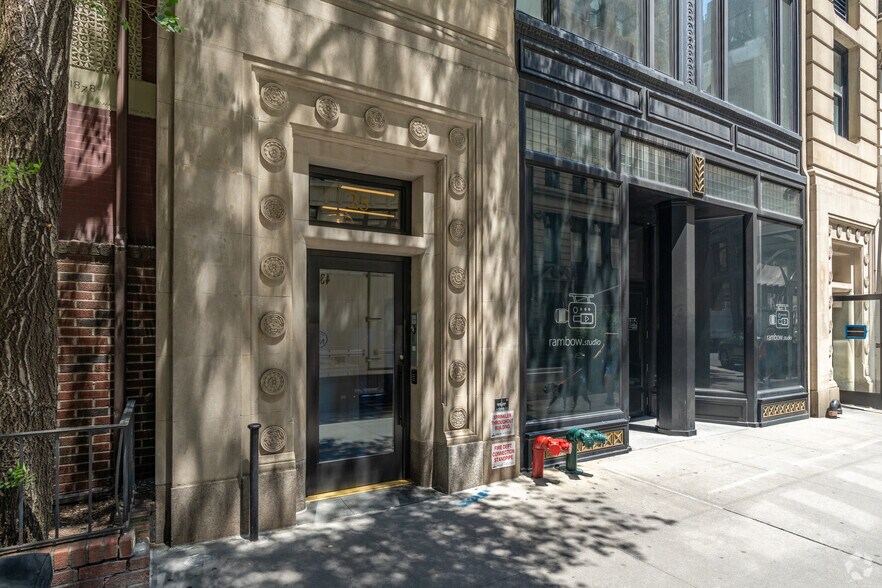 25 E 21st St, New York, NY à vendre - Photo du bâtiment - Image 3 de 10
