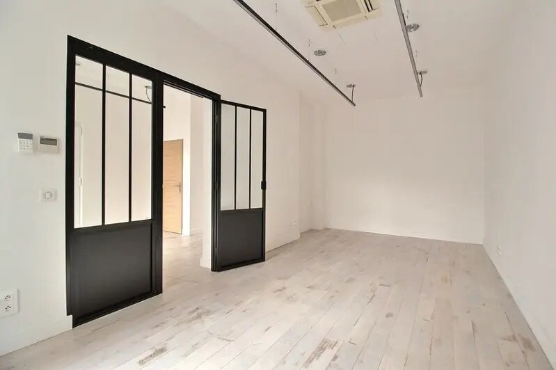 3 Impasse De La Planchette, Paris for lease - Interior Photo - Image 1 of 6