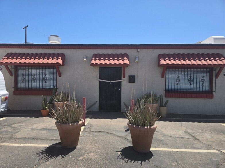 301 W Main St, Avondale, AZ à louer - Photo du bâtiment - Image 3 de 35
