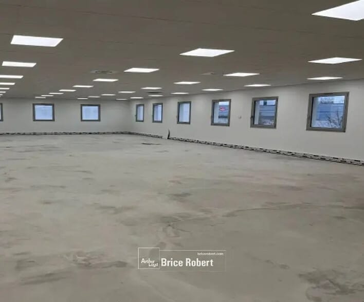 Bureau dans Saint-Priest à louer - Photo intérieure - Image 3 de 9