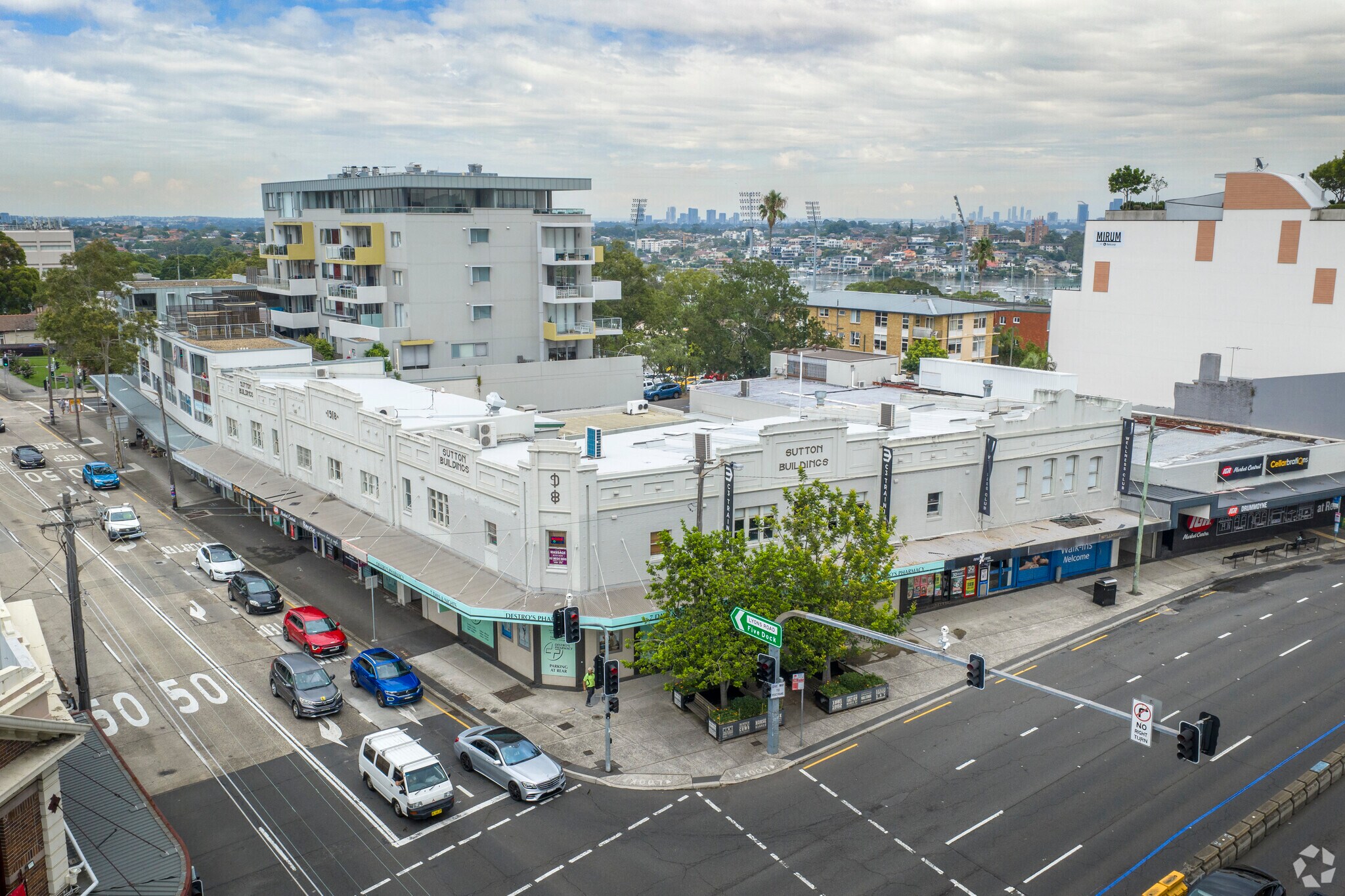 38-50 Lyons Rd, Drummoyne à louer Photo principale- Image 1 de 6
